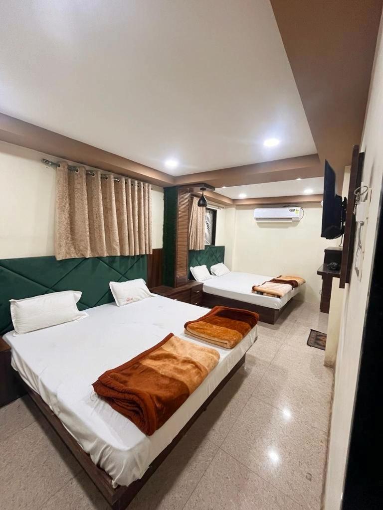 Green Leaf Hotel Ujjain Exterior foto